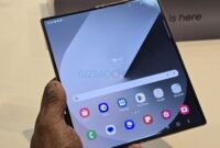 the-foldable-frontier-defining-top-value-in-luxury-smartphones-for-2025